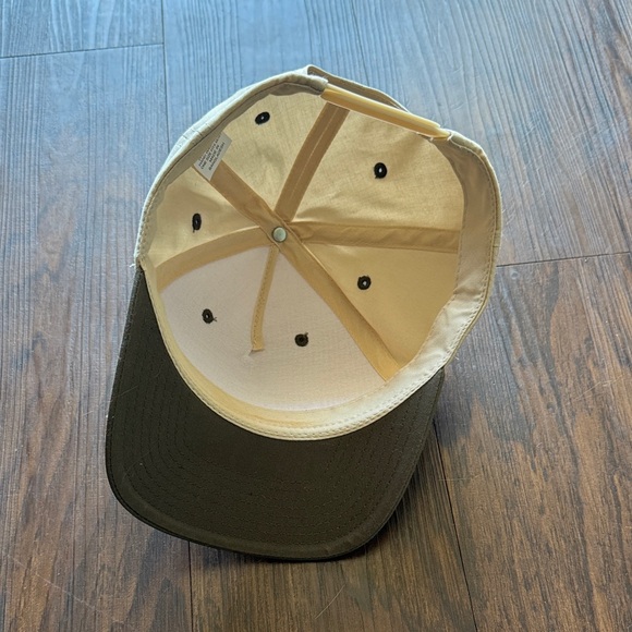 Chocbox Hat - Picture 4 of 4